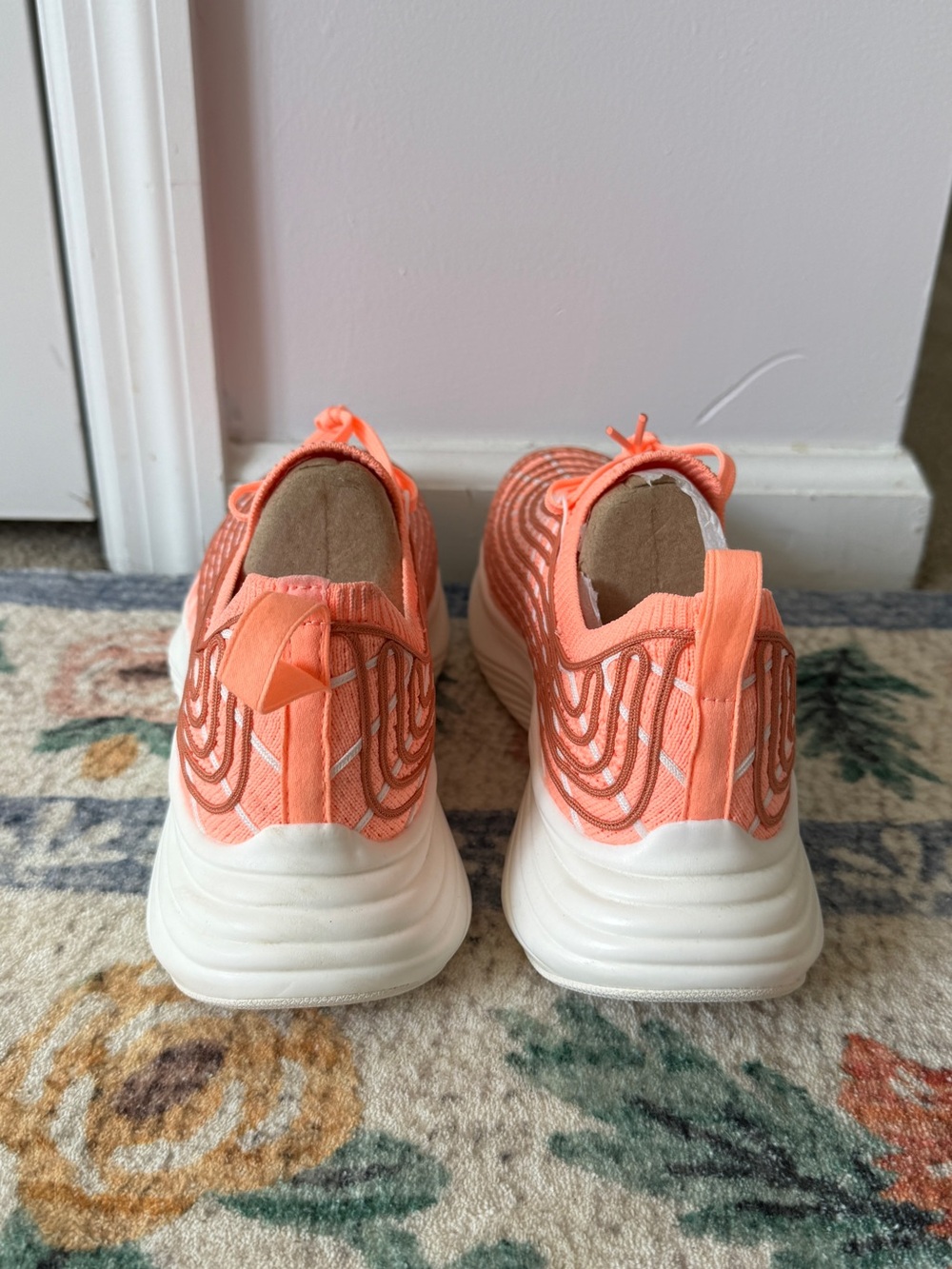 APL TechLoom Zipline Neon Peach Terracotta Ivory Sneakers | Women’s 7 - Picture 2 of 6